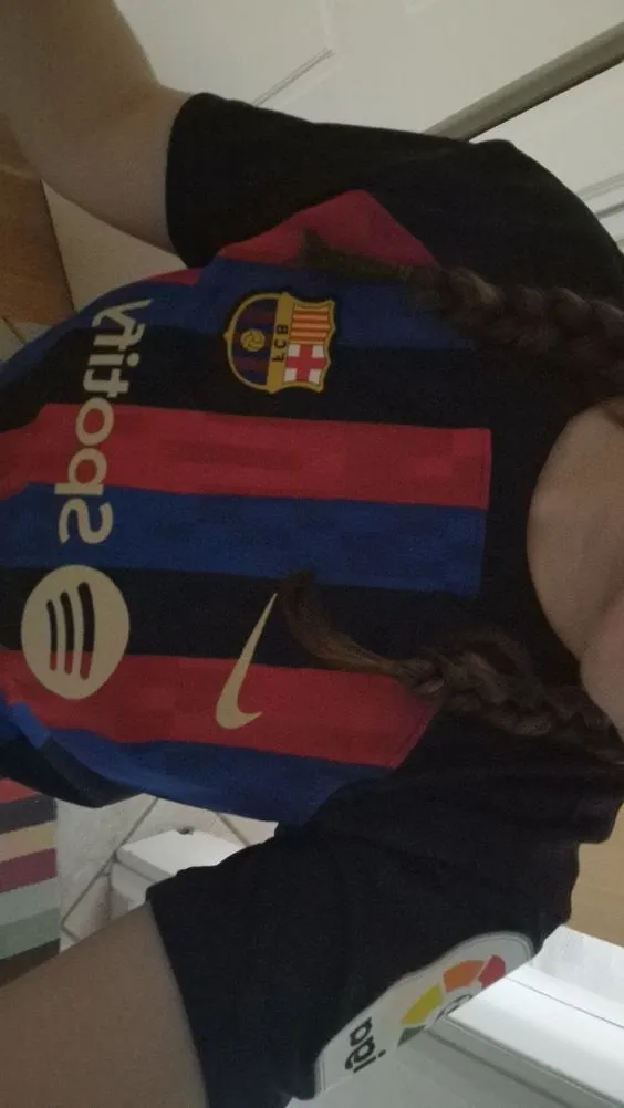 Avatar of Emi_.fcb