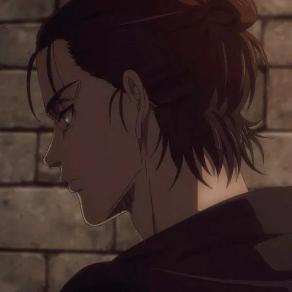 Avatar of RosesAndWine