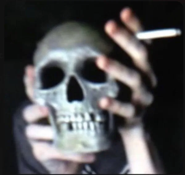 Avatar of Darling.Mel0maniac