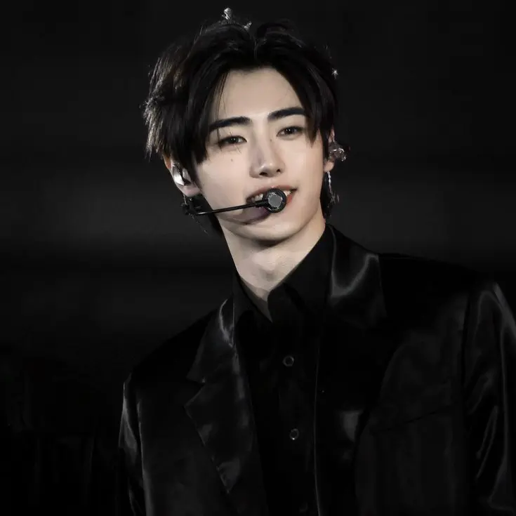 Avatar of Park Sunghoon—sunsun