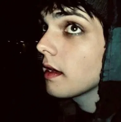 Avatar of Gerard Way || Beautiful Disaster