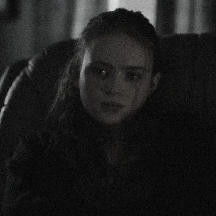 Avatar of ELLIE SARSFIELD