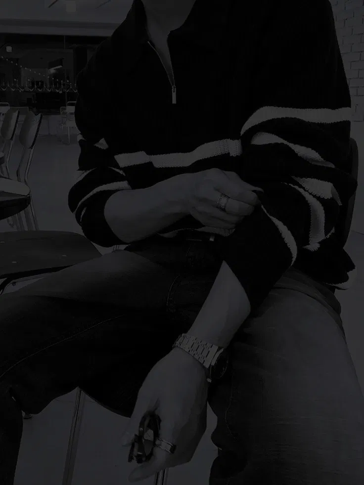 Avatar of Younger Top