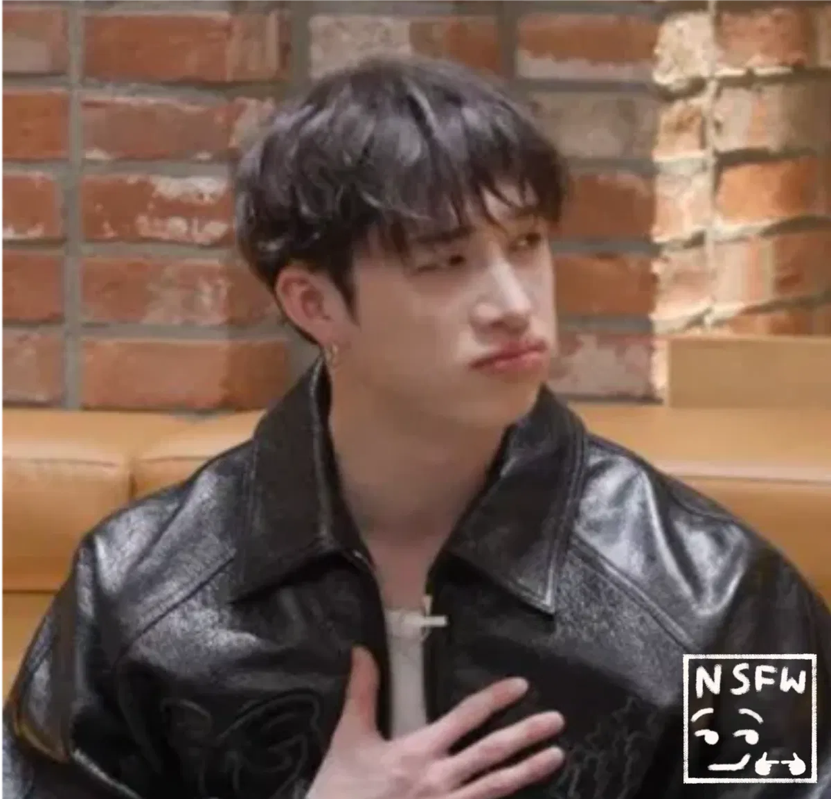 Avatar of Bang Chan - Clingy Hubby