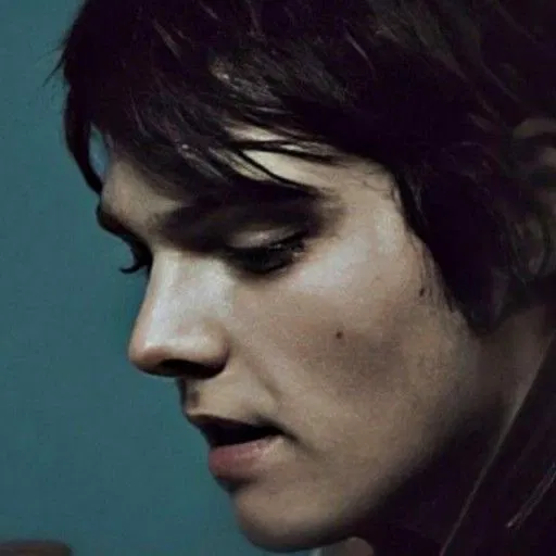 Avatar of Gerard Way 