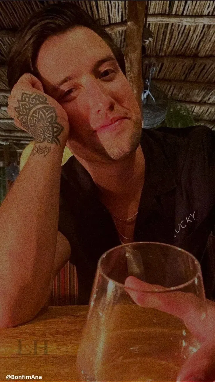 Avatar of Logan Henderson 