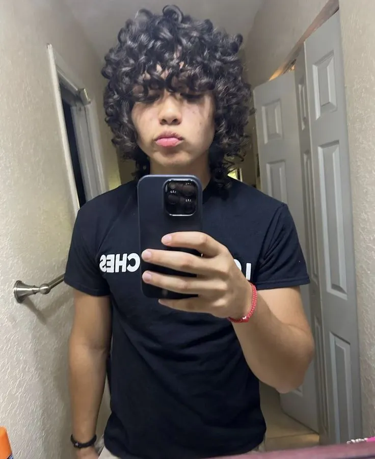Avatar of  (Mexican Boyfriend) Ethan Garcia  