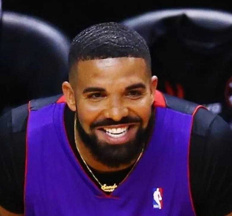 Avatar of Drake 🥴