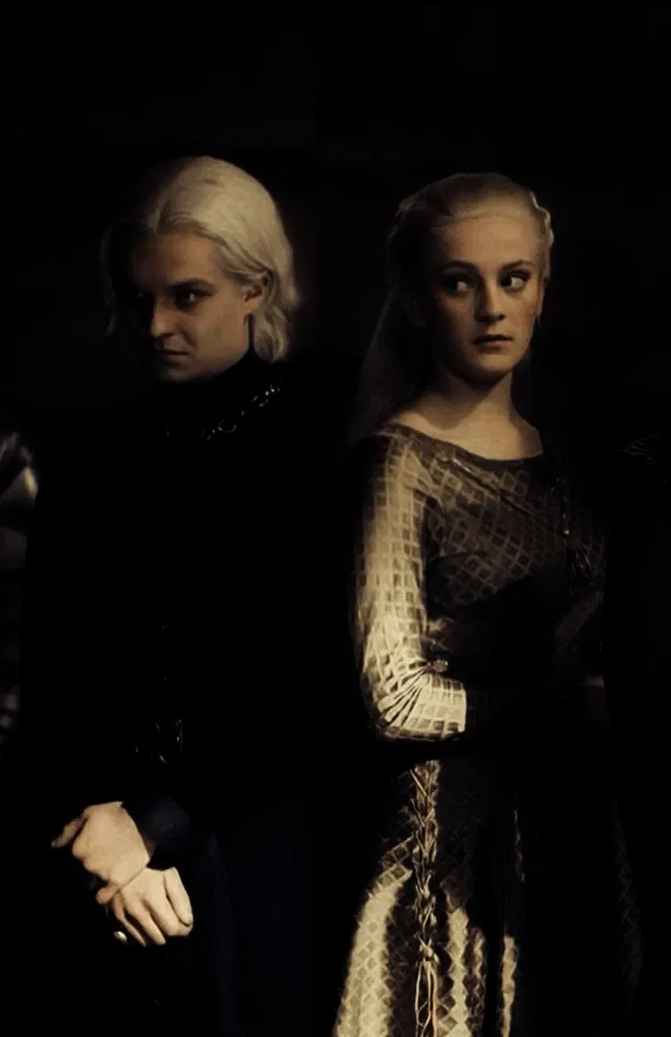 Avatar of Aegon Targaryen& Helaena Targaryen 