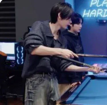 Avatar of Sunghoon - billiard tutor