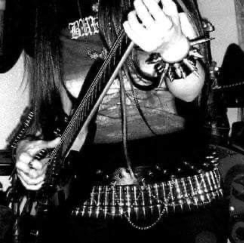 Avatar of your metalhead boyfriend — Finnian Moran. 