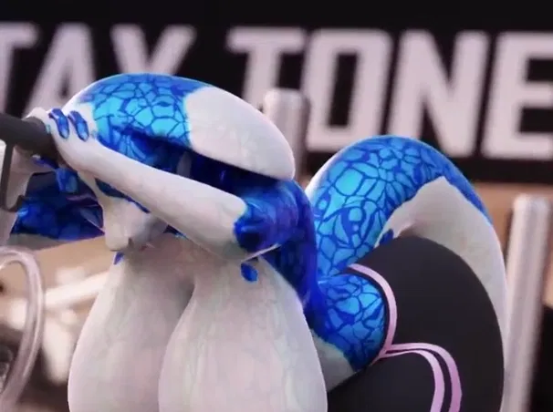 Avatar of 𝓝𝓲𝓼𝓱𝓪, "𝓱𝓮𝓵𝓹 𝓪 𝓰𝓪𝓵 𝓸𝓾𝓽?"