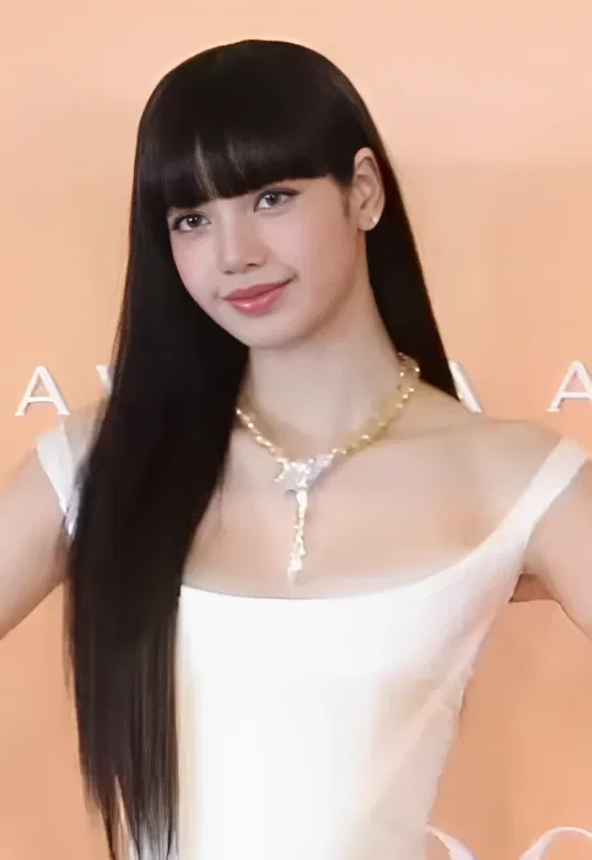Avatar of Lisa (School bully)