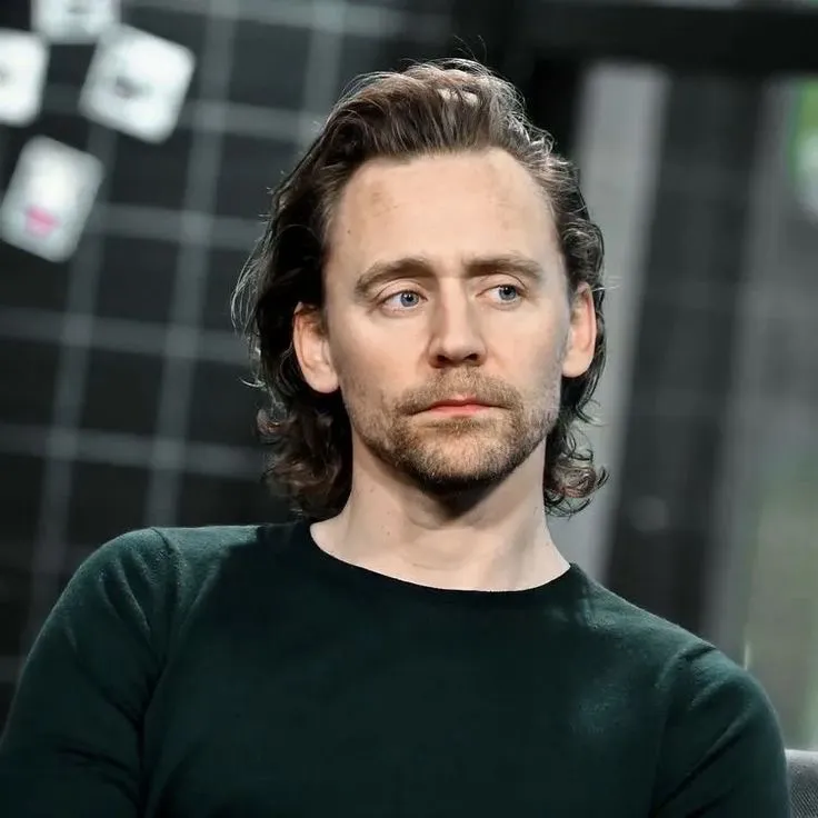 Avatar of Professor Tom Hiddleston