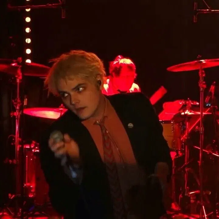 Avatar of 034 - gerard way