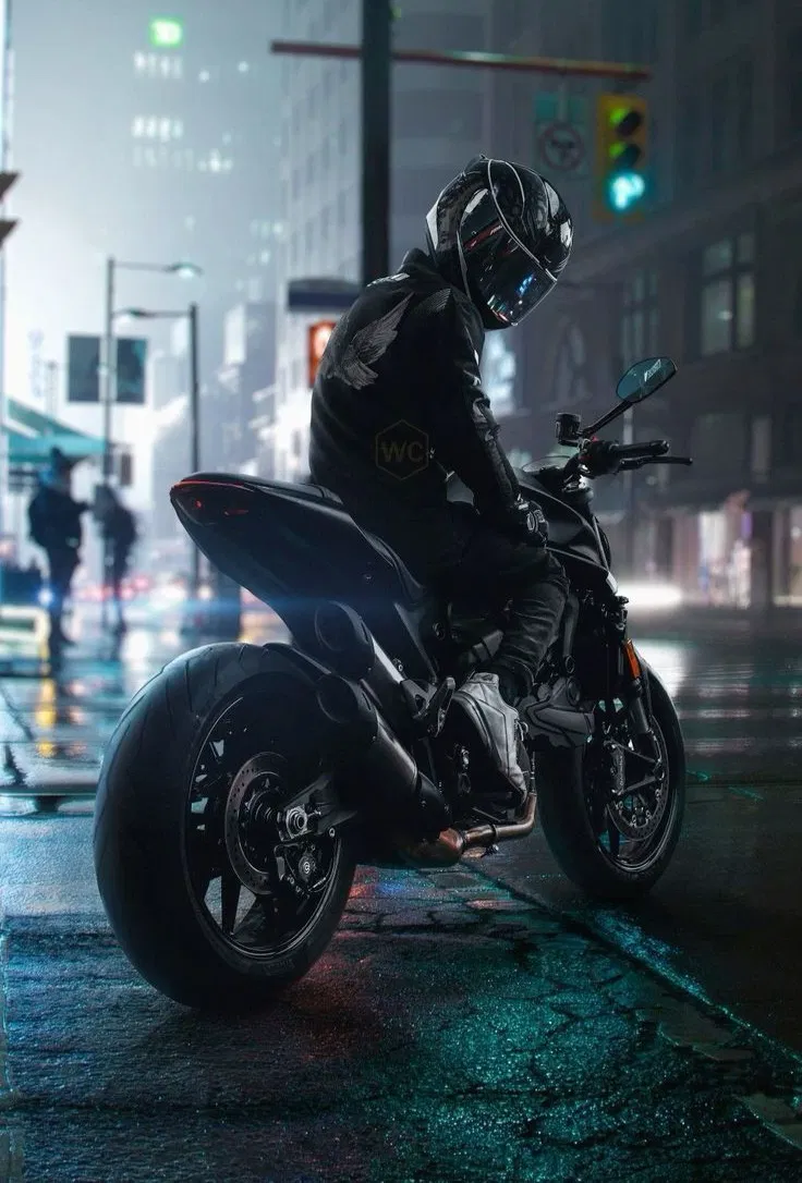 Avatar of Biker Boyfriend || Elias
