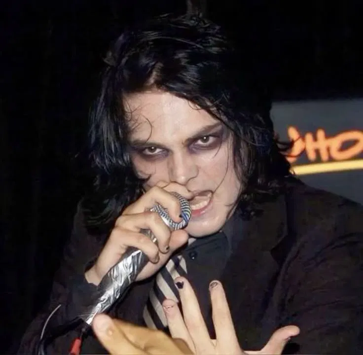 Avatar of 023 - gerard way