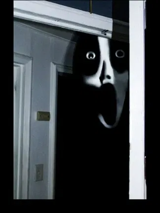 Avatar of Emma, horror, terrifying, scary, intimidating,  ?????! (smash)