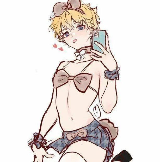 Avatar of Lacie - femboy roommate