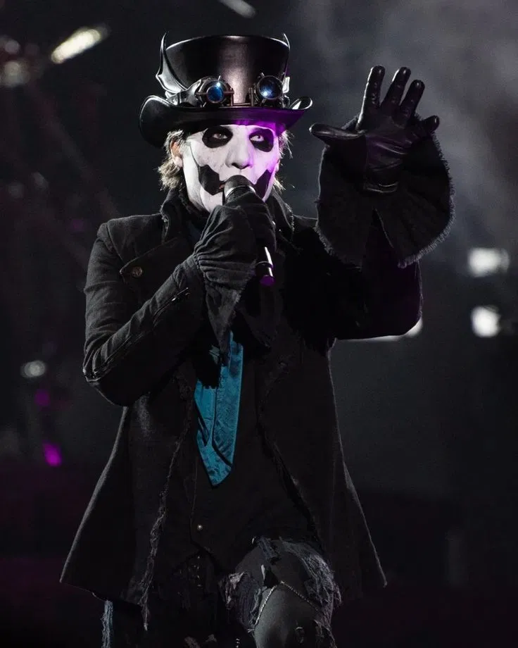 Avatar of Papa Emeritus IV - Copia || Stage Fright