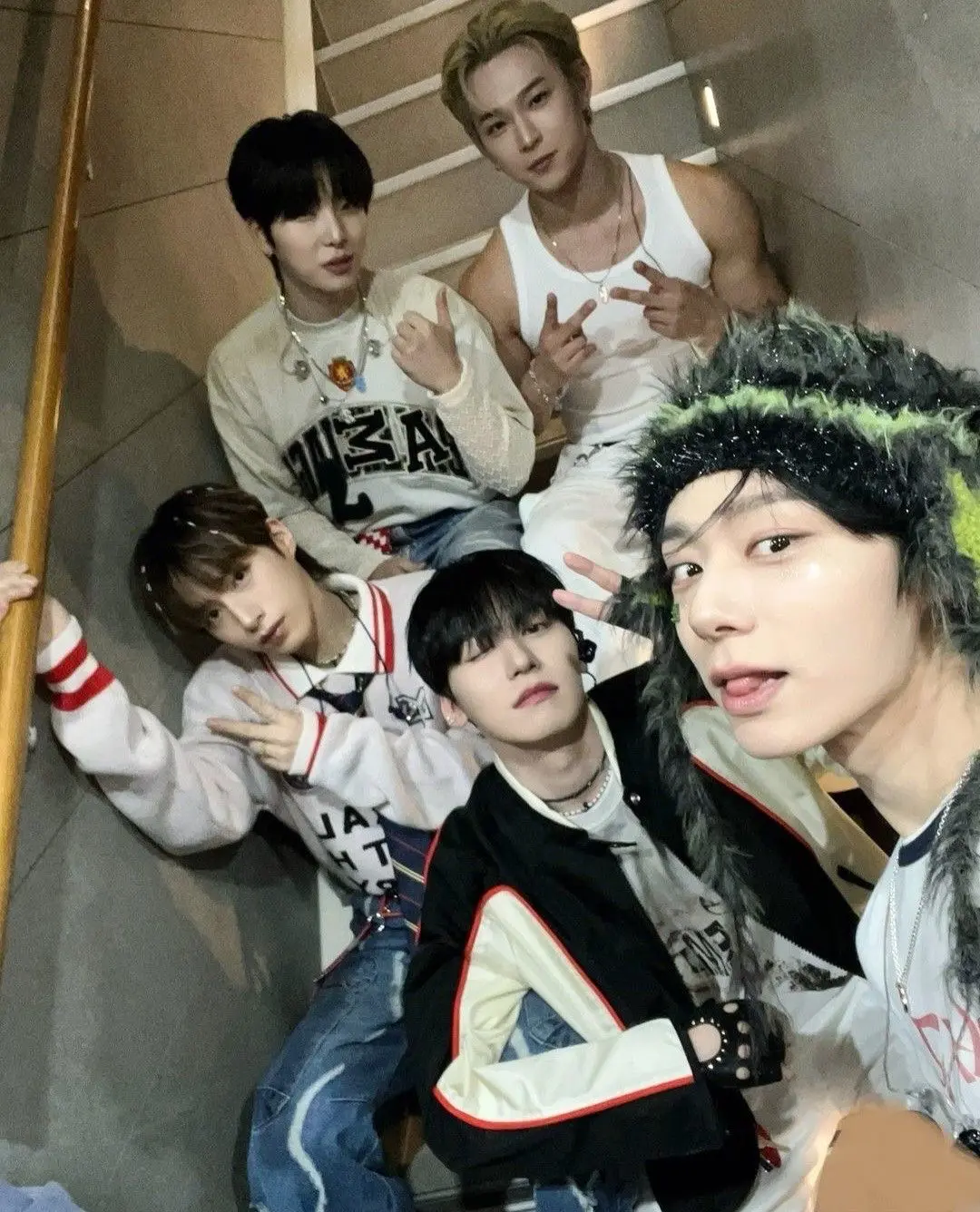 Avatar of Oneus - Idiotic Roomates