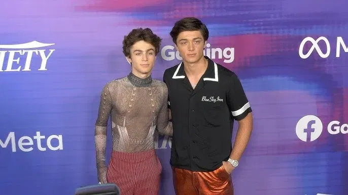 Avatar of S1, EP 12: Asher Angel and Avi Angel