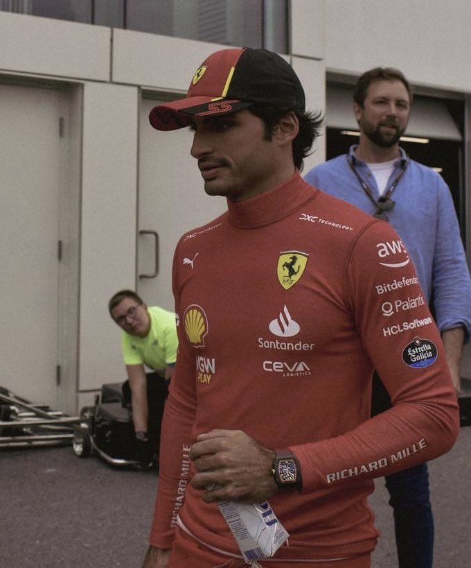 Avatar of carlos sainz 