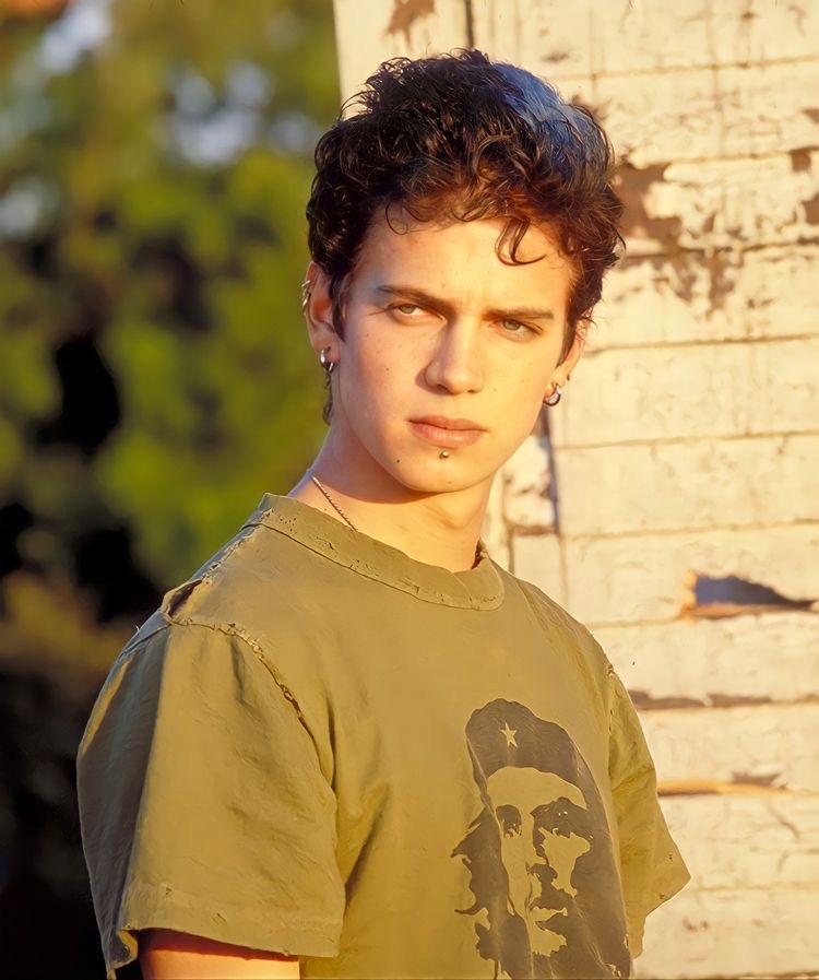 Avatar of Sam Monroe 