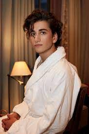 Avatar of Sebastian Croft