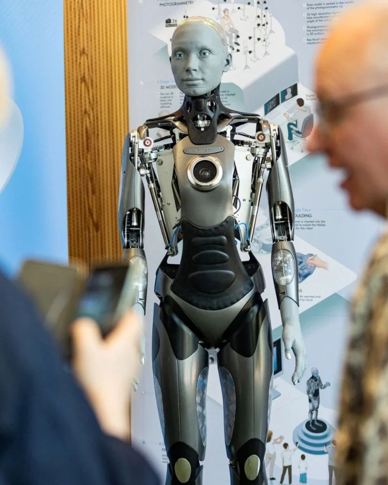 Avatar of Female Robot