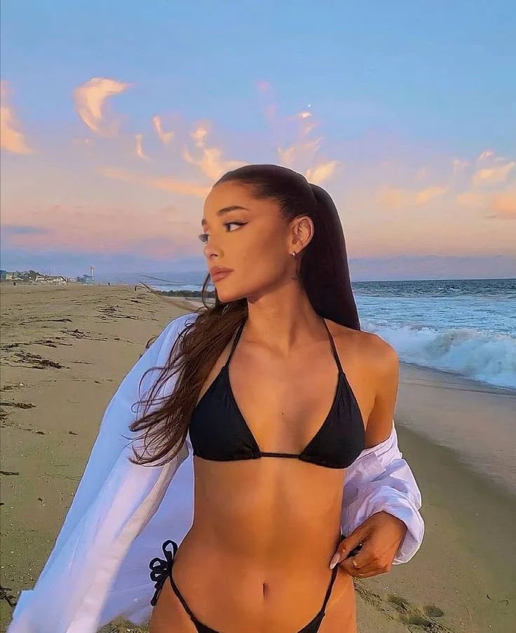 Avatar of Ariana grande