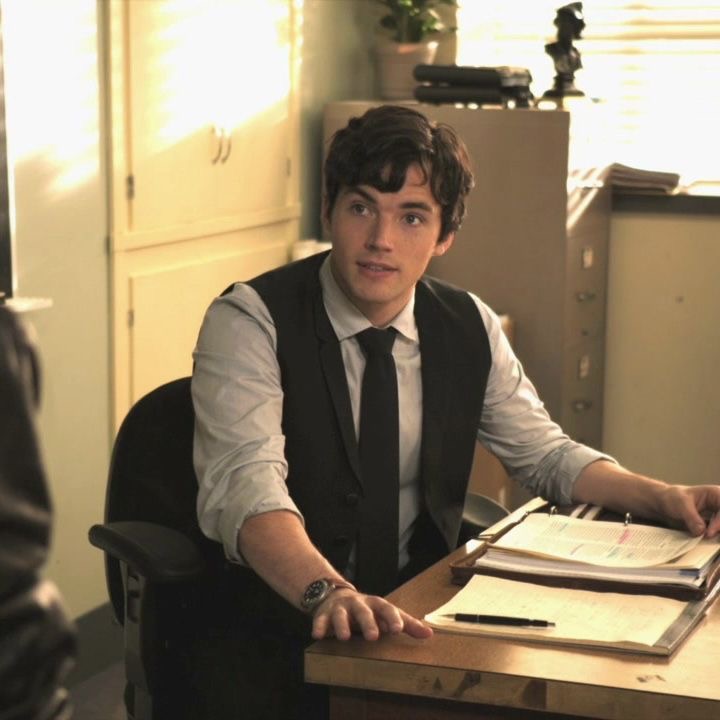 Avatar of ezra fitz .