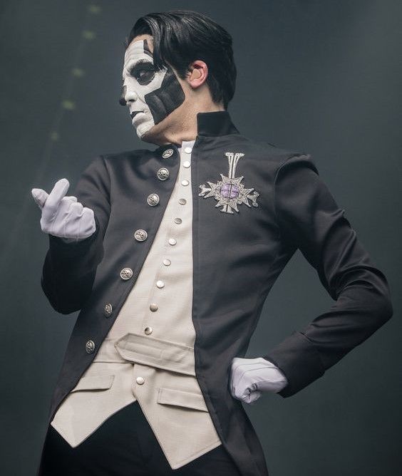 Avatar of Papa Emeritus III - Terzo