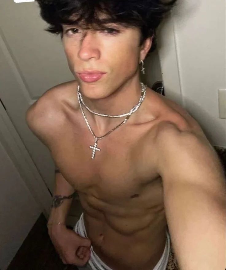 Avatar of Nathan crosiar 