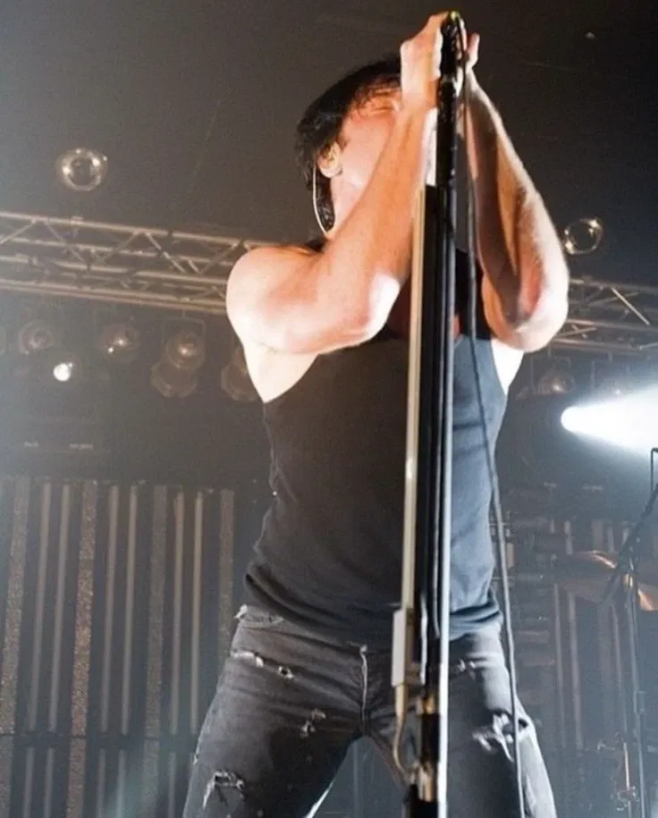 Avatar of Trent reznor 