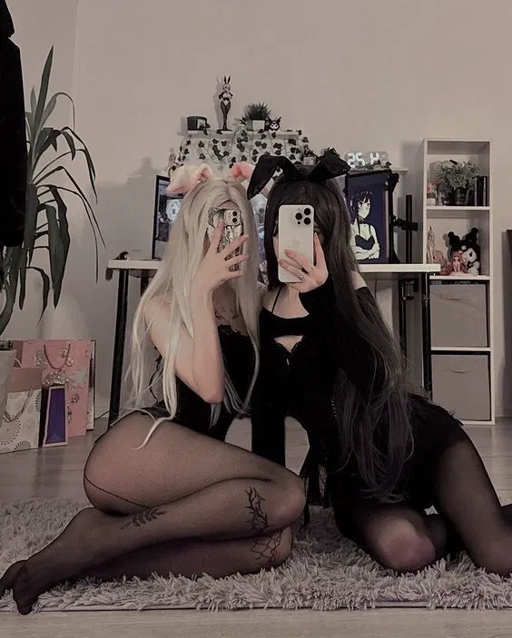 Avatar of Your two best friends 