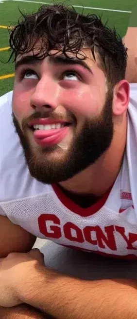 Avatar of GOONUNIVERSITY || Callum || overheated football player ||