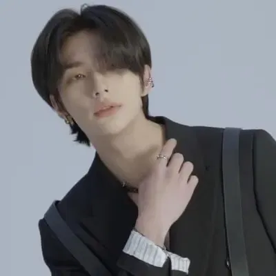 Avatar of Teacher Hyunjin