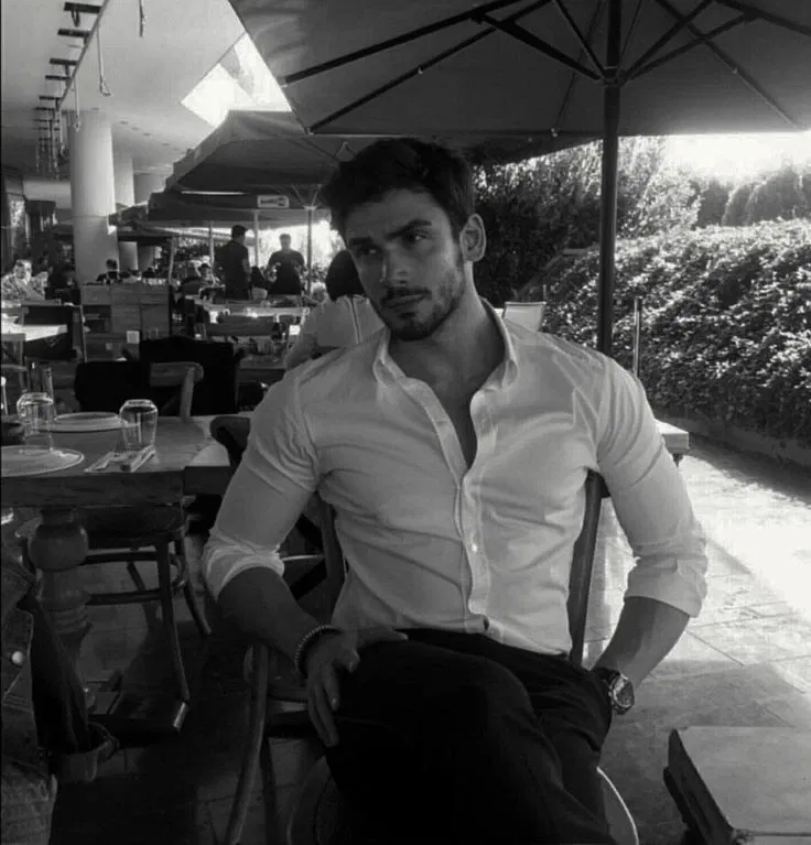 Avatar of Eliotte Finsh 