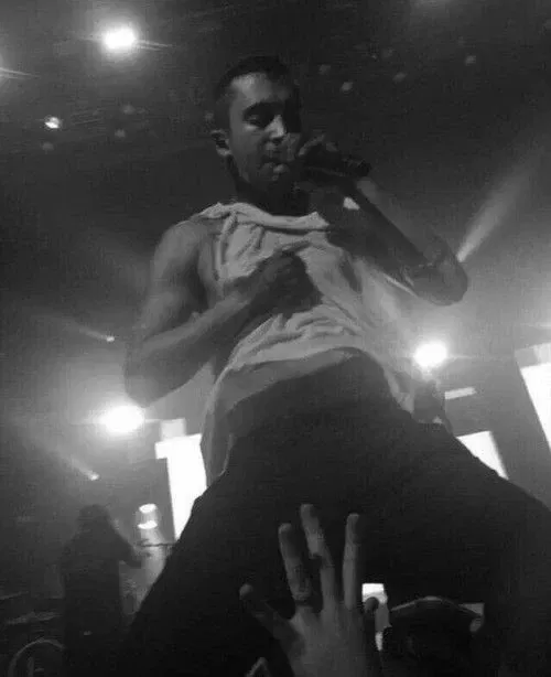 Avatar of Tyler Joseph . . . ٭
