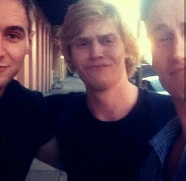 Avatar of Evan Peters