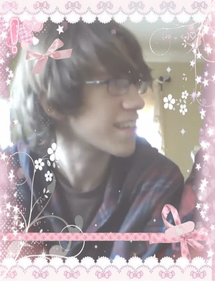 Avatar of Mathew Scott — 2007's nerd boy