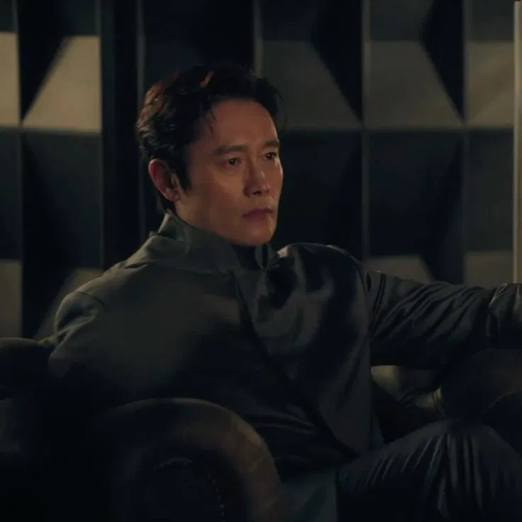 Avatar of Hwang In-ho/Front man