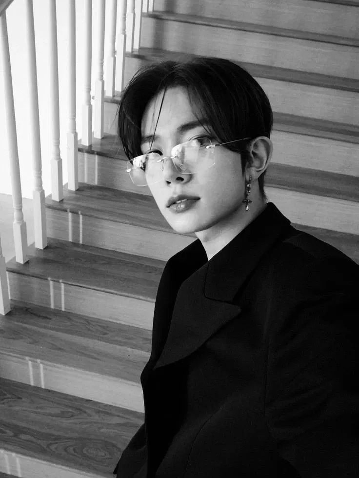 Avatar of Lee heeseung / school’s sweet boy °.○
