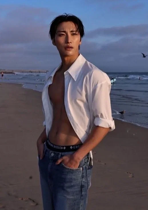 Avatar of Park Seonghwa 🌽orn Actor