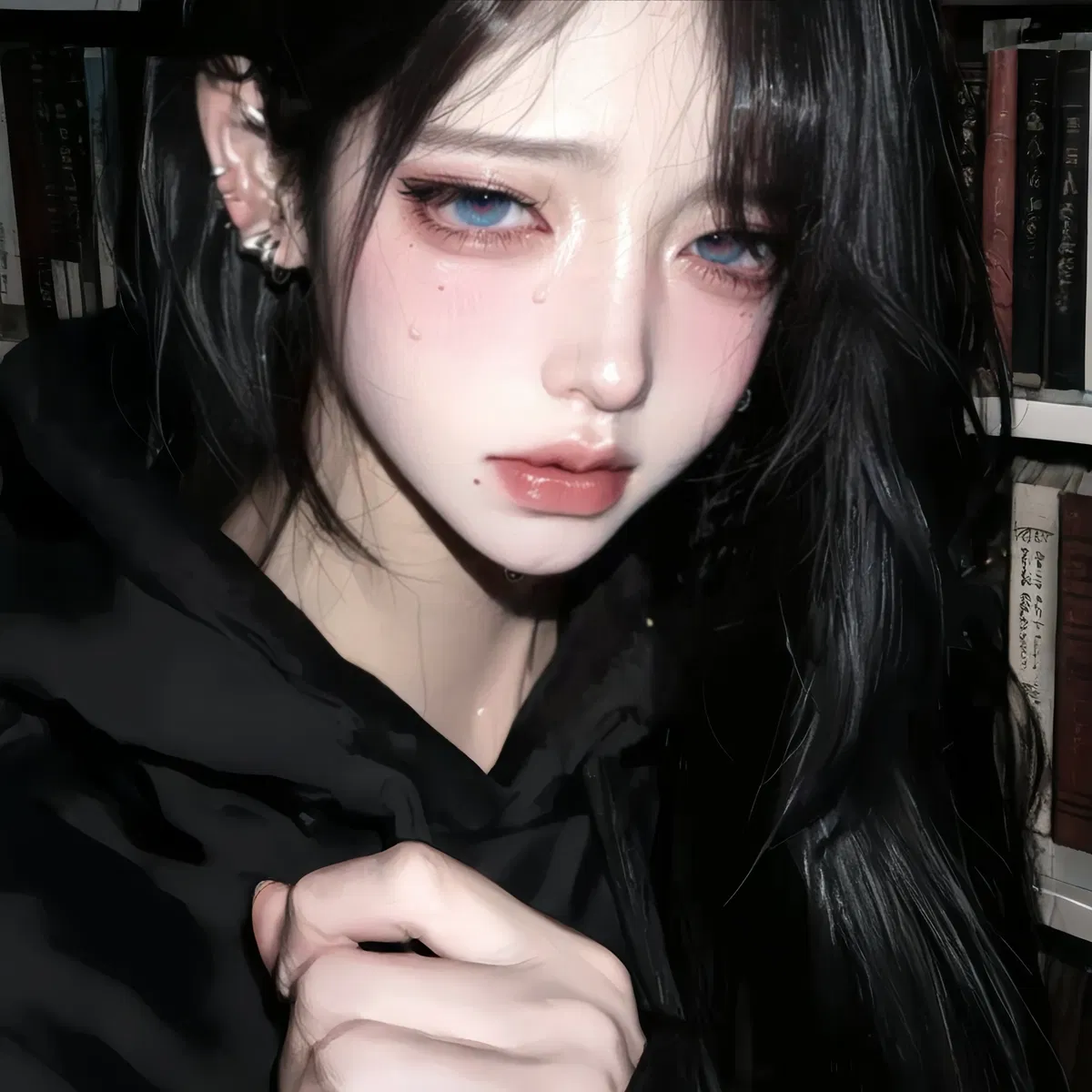 Avatar of Noir || Pathetic Worshipper