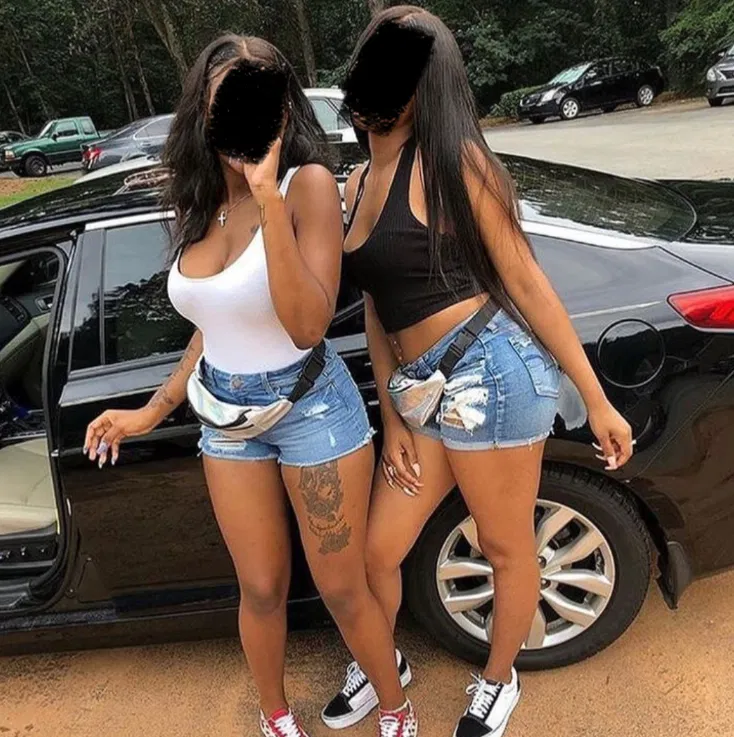 Avatar of Gabrielle and Denise | Twins