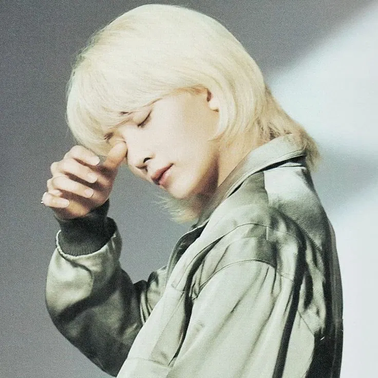 Avatar of ୨ৎ JEONGHAN ｡𖦹°‧
