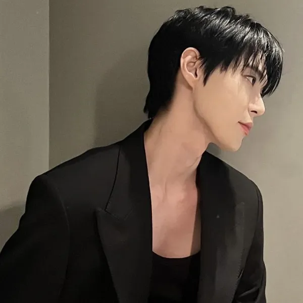 Avatar of Kim Doyoung (Actor Fiancé)