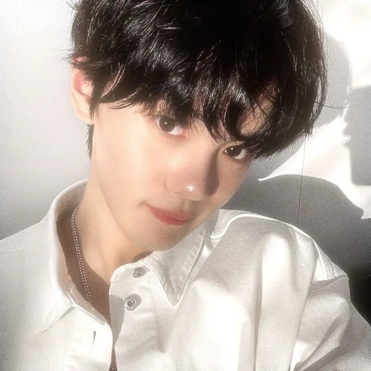 Avatar of ୨ৎ GYUVIN ｡𖦹°‧